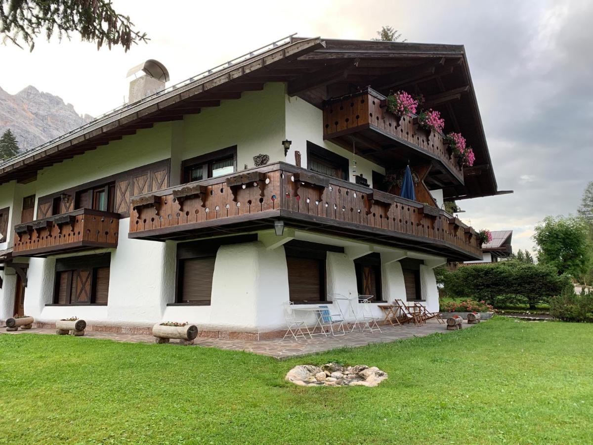 Casa Vacanze 5 Torri Cortina dʼAmpezzo Exterior foto